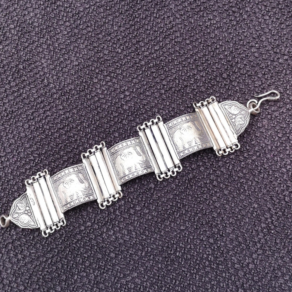 Silvertone elephant bracelet